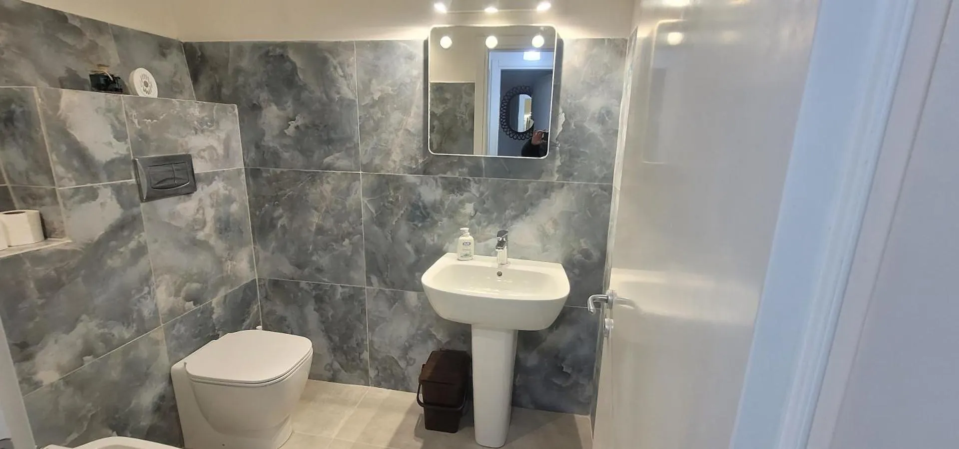Apartamento A Un Passo Dal Massimo Palermo